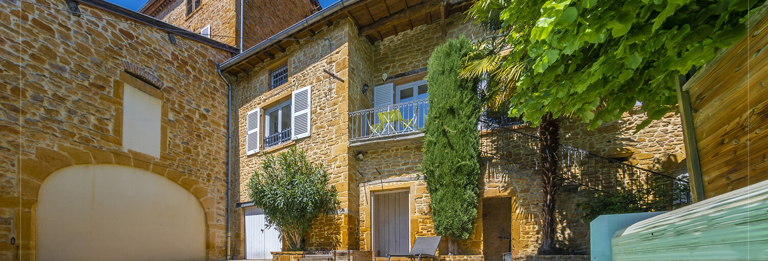 Maison 8 Pièces 212 m² à vendre à Chessy (69380)