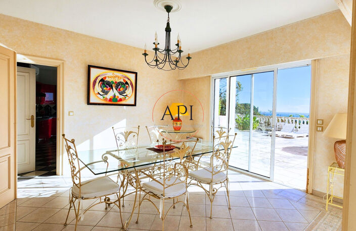 Splendide villa avec piscine offrant une vue imprenable — photo 3