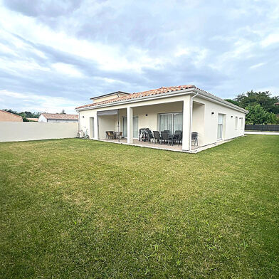 Maison 4 pièces 369000 €