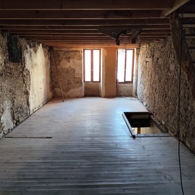 Maison 4 pièces 98280 €