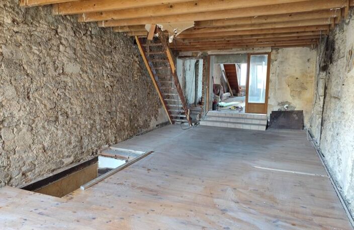 Maison en pierre de 4 pièces principales — photo 4