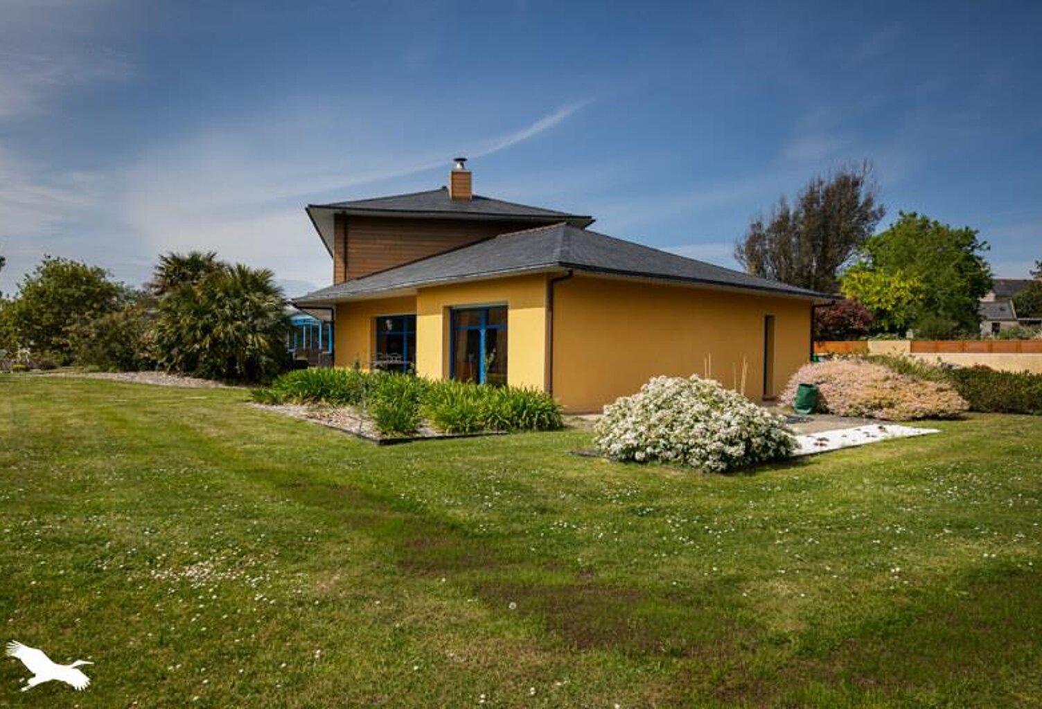 Contemporaine de 7 pièces principales — photo 1
