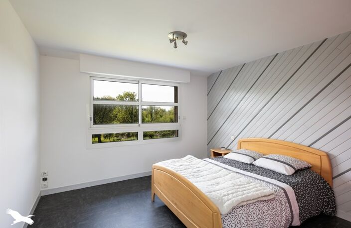 Contemporaine de 7 pièces principales — photo 4