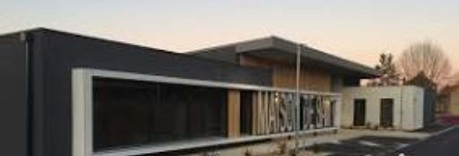 Commerce  28 m² à vendre à Le Brusquet (04420)