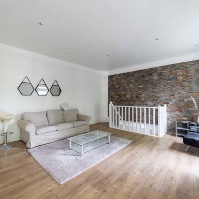 Appartement 2 pièces 369600 €