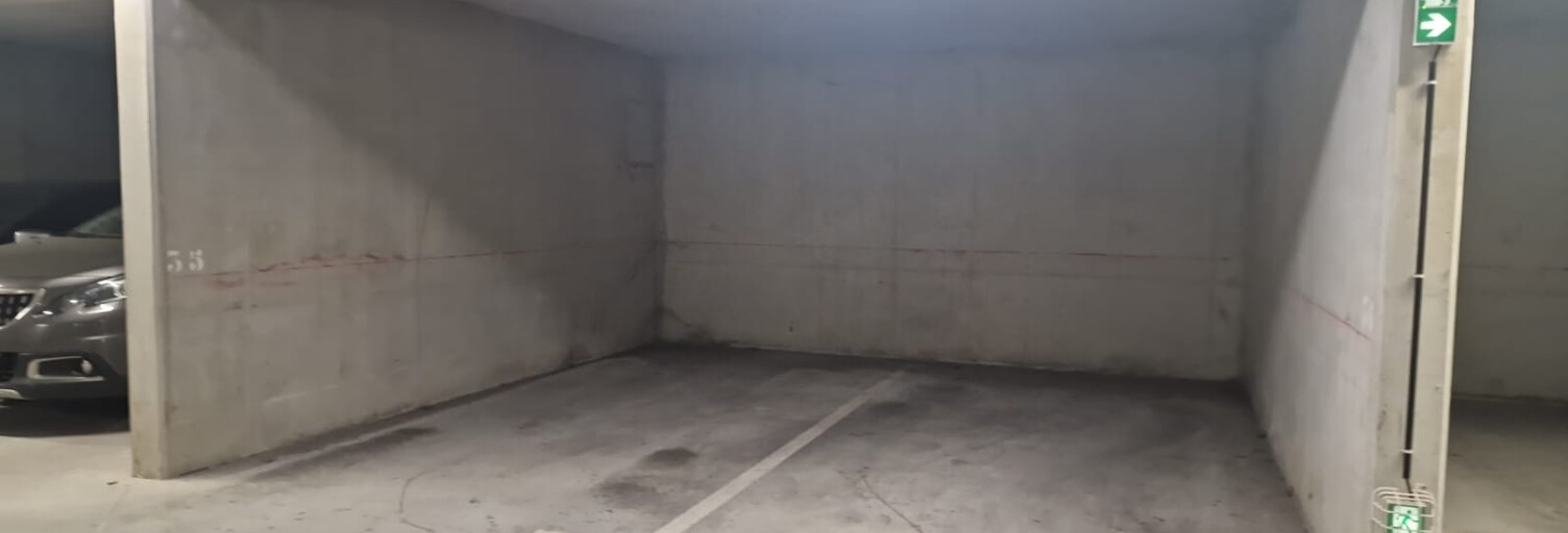 Garage  12 m² à louer à Aix-en-Provence (13290)