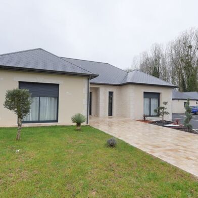 Maison 4 pièces 337920 €