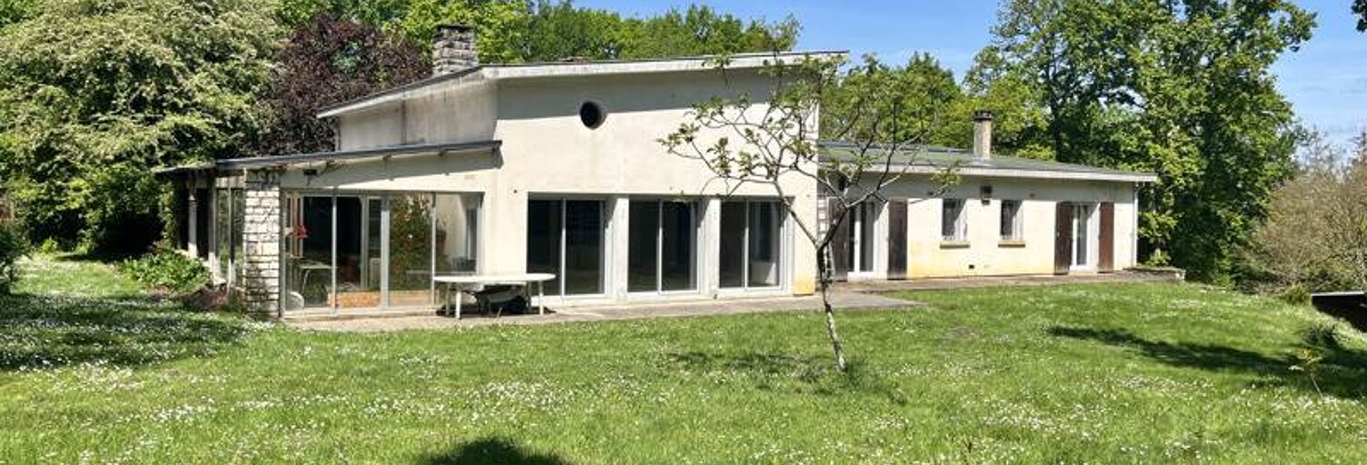 Maison 8 Pièces 245 m² à vendre à Julienne (16200)