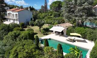 Maison 8 Pièces 300 m² à vendre à La Roquette-sur-Siagne (06550)