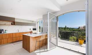 Maison 8 Pièces 300 m² à vendre à La Roquette-sur-Siagne (06550)