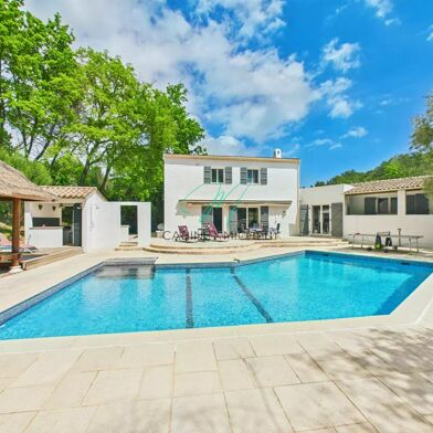 Maison 8 pièces 1240000 €