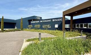 Commerce  2054 m² à vendre à Malataverne (26780)