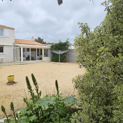 Maison 6 pièces 428375 €