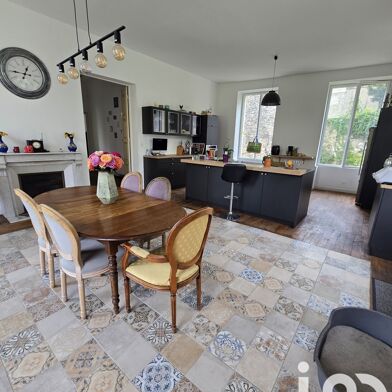 Maison 14 pièces 515000 €