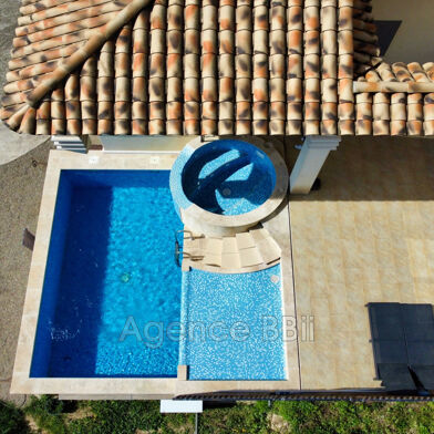 Maison 5 pièces 739900 €