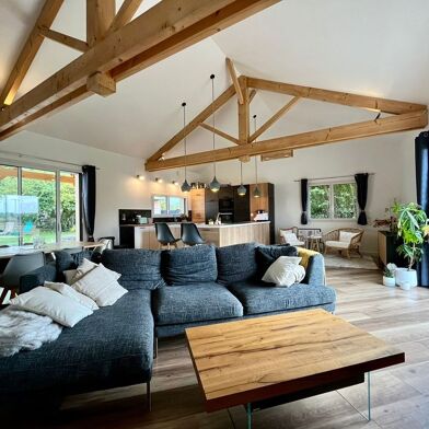 Maison 6 pièces 649000 €