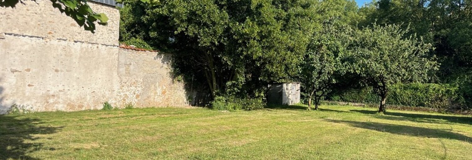 Terrain  1037 m² à vendre à La Ferté-sous-Jouarre (77260)