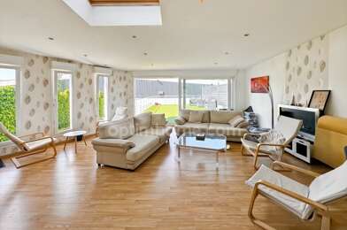 Maison 7 pièces 215000 €