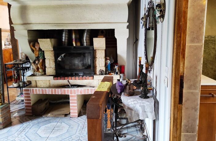 2 APPARTEMENTS SEPARES POUR CETTE GRANDE MAISON — photo 5