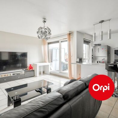 Appartement 4 pièces 244500 €