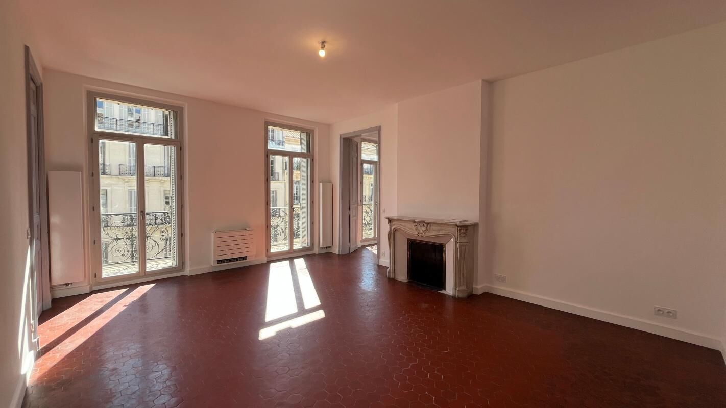 À louer - bureaux 188 m² - centre de toulon - ascenseur