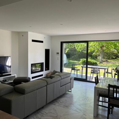 Maison 6 pièces 450000 €