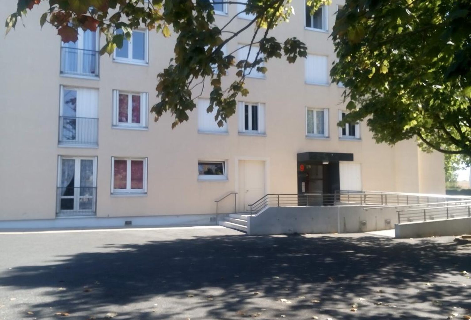 Appartement T4 Levroux — photo 1