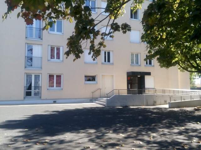 Appartement T4 Levroux — photo du bien
