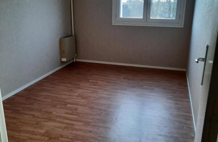 Appartement T4 Levroux — photo 3