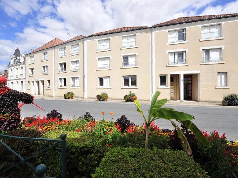 Appartement T2 Levroux — photo 1