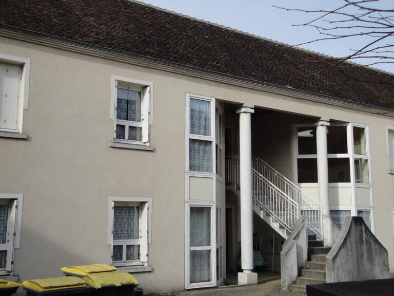 Appartement T2 Chabris — photo 1