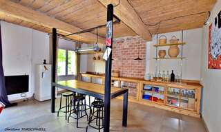 Immeuble  274 m² à vendre à Cuers (83390)