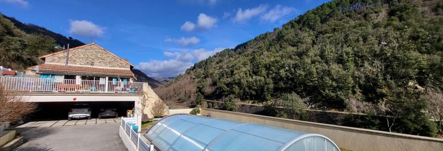 Maison 8 Pièces 209 m² à vendre à Saint-Sauveur-de-Montagut (07190)