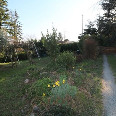 Terrain  134000 €