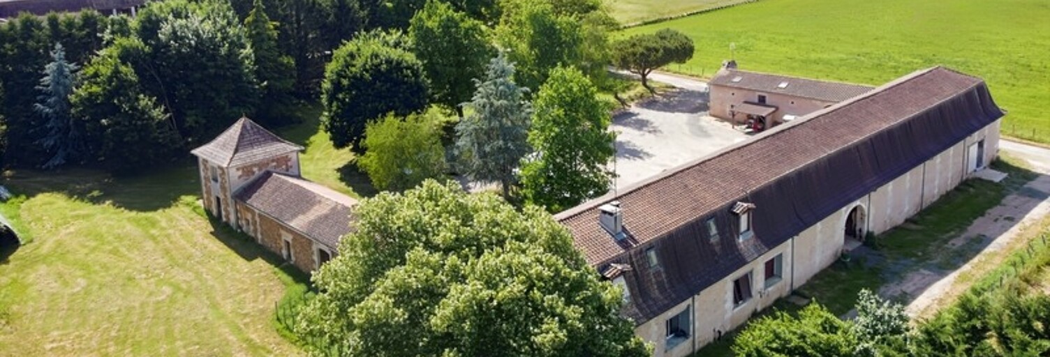 Maison 9 Pièces 270 m² à vendre à Périgueux (24000)