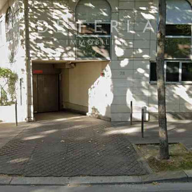 Garage  27000 €