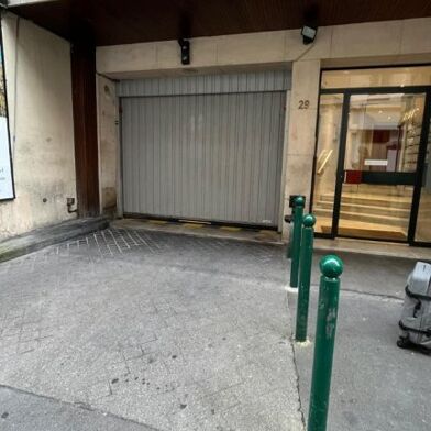 Garage  225 €