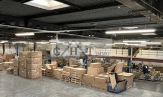 Local industriel  2545 m² à louer à Villebon-sur-Yvette (91140)