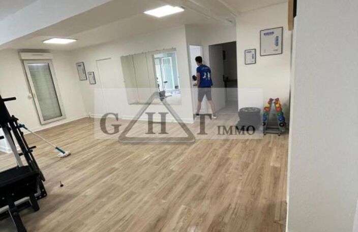 Local professionnel de 150 m² à Melun, idéal pour kiné — photo 5