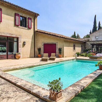 Maison 10 pièces 1045000 €