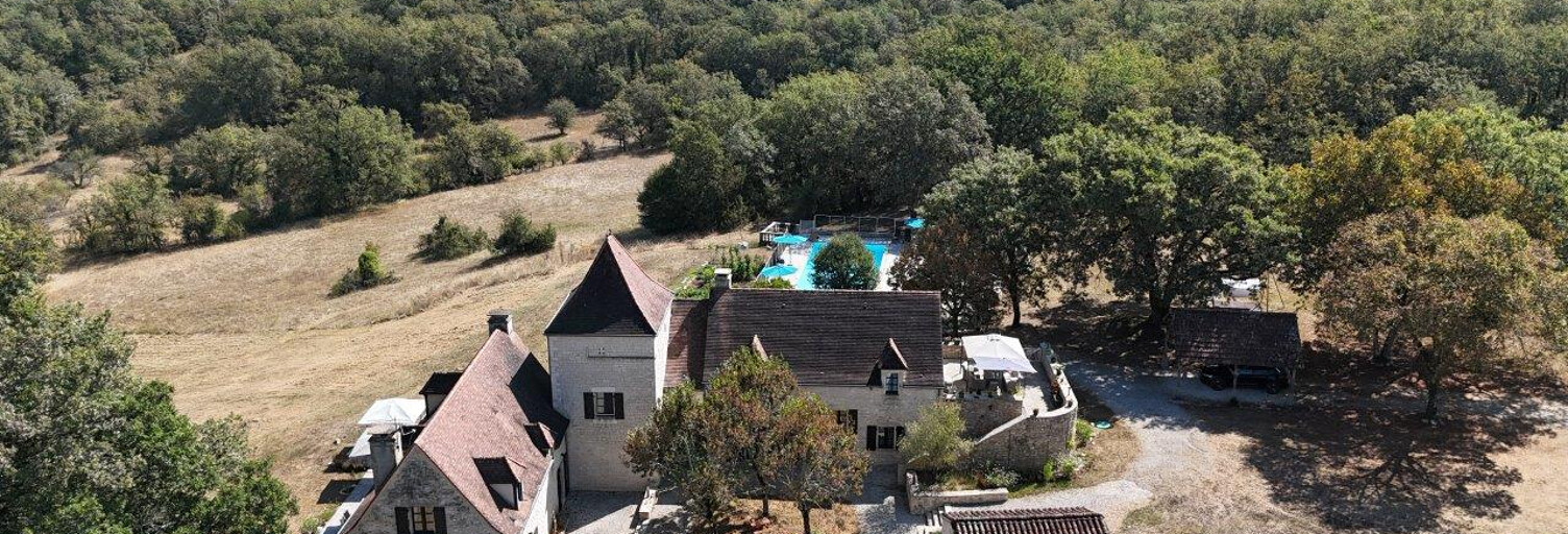 Maison 12 Pièces 350 m² à vendre à Gourdon (46300)