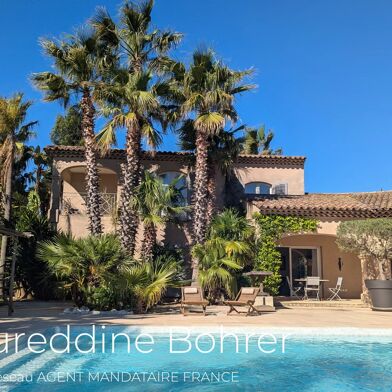 Maison 7 pièces 3200000 €