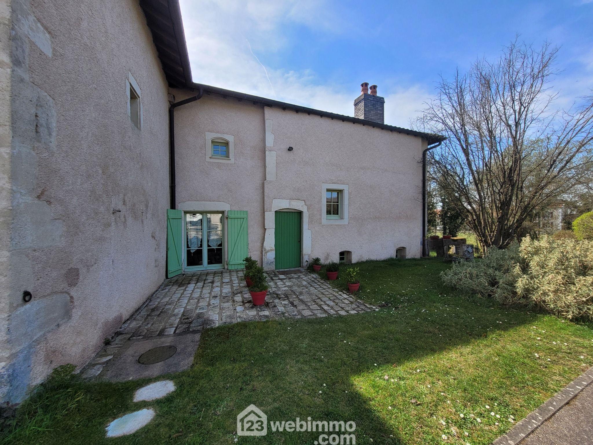 Photo Maison - 338m² - Lacroix-sur-Meuse image 3/4