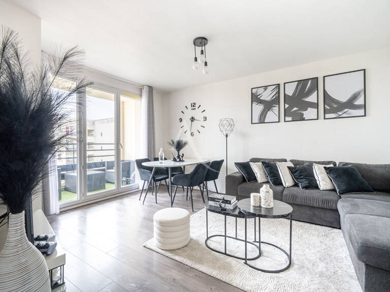 MAGNIFIQUE APPARTEMENT F2 PROCHE CENTRE-VILLE ! — photo 1