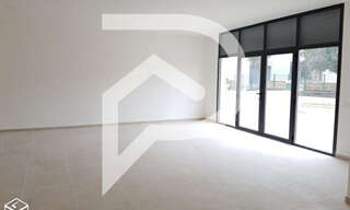 Commerce  67 m² à louer à La Môle (83310)