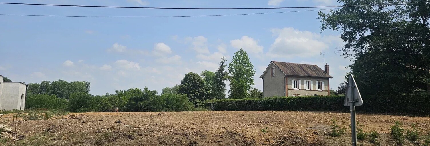 Terrain  1741 m² à vendre à Amilly (45200)
