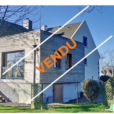 Maison 8 pièces 301600 €