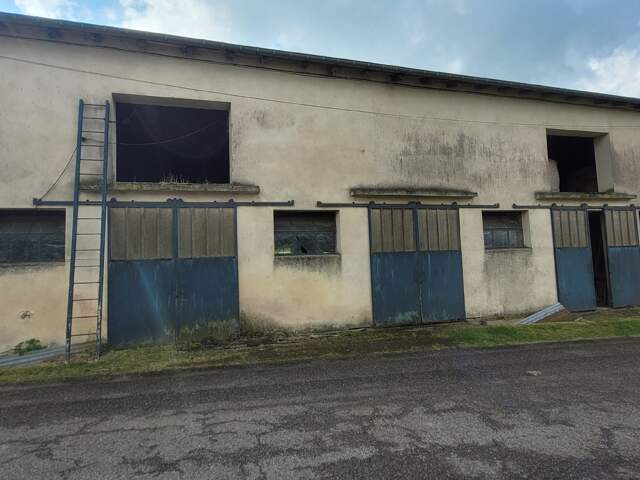 Maison 640 m&sup2; — photo du bien