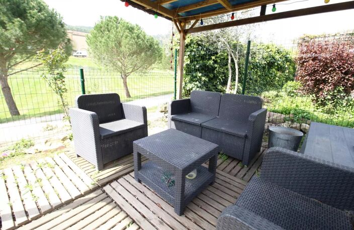 A vendre maison de village rénovée avec jardin — photo 3