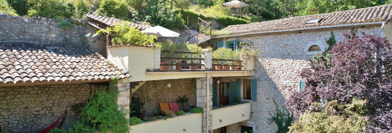 Maison 9 Pièces 233 m² à vendre à Barjac (30430)